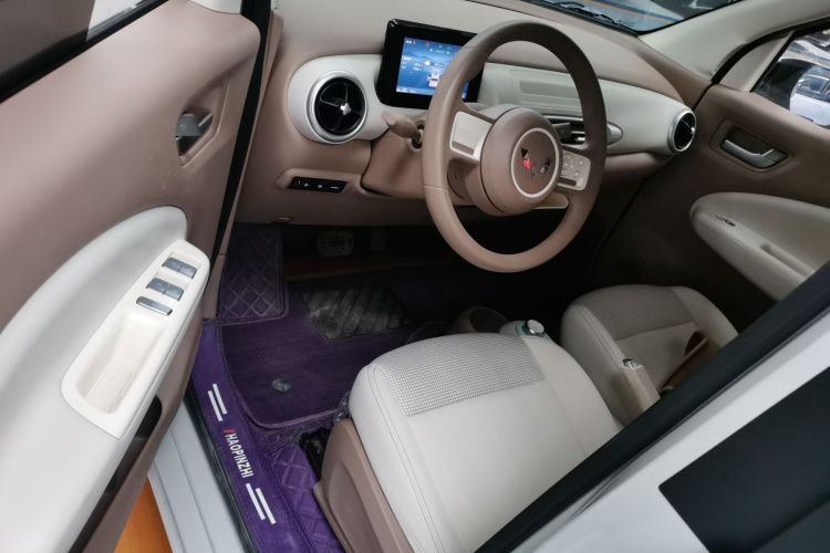 五菱汽车 宏光MINIEV 2025款 四门版 进阶款中控内饰20