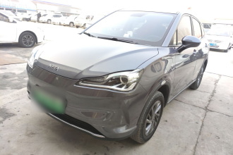 哪吒汽车 哪吒V 2022款 潮 300 Lite 磷酸铁锂