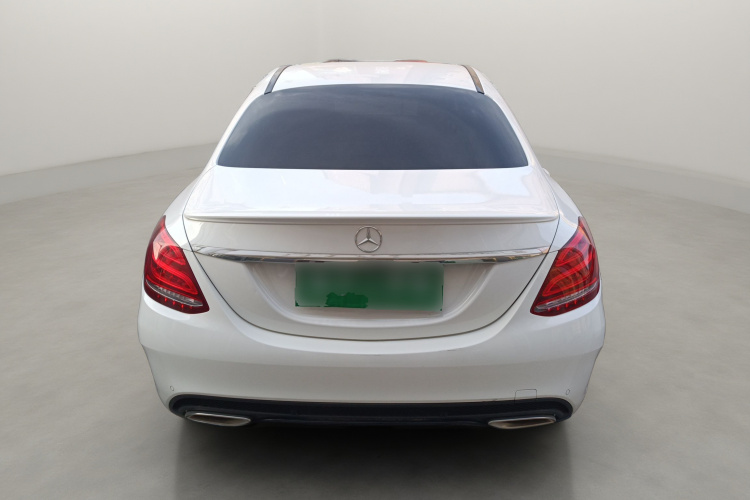 奔驰C级 2017款 改款 C 200 运动版车身外观6