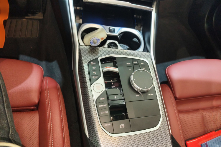 宝马3系 2024款 325Li M运动曜夜套装局部细节18