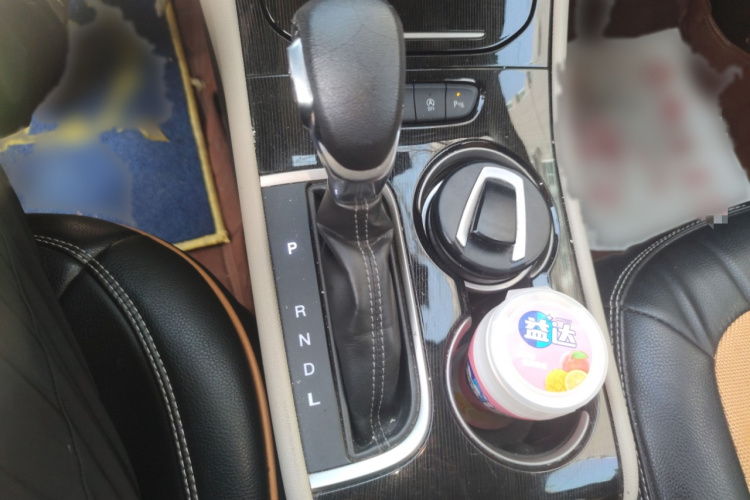 别克 威朗 2017款 三厢 15S 自动领先型局部细节18