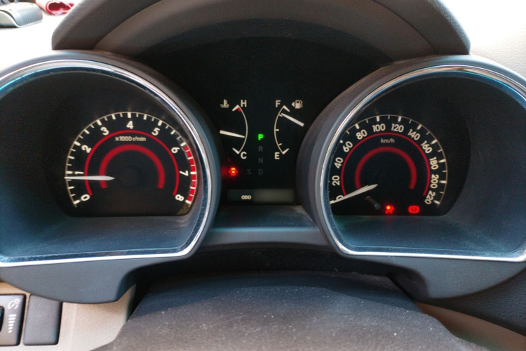 丰田 汉兰达 2009款 2.7L 两驱5座精英版局部细节14