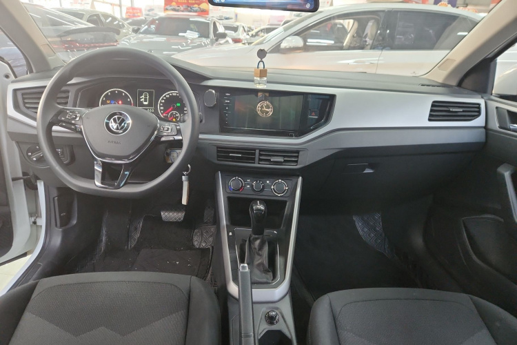 大众 Polo 2021款 Plus 1.5L 自动全景乐享版中控内饰12