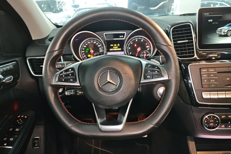 奔驰GLE级（平行进口） 中控内饰13