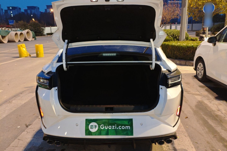 东风风神 奕炫 2023款 马赫版 1.5L 自动追影版局部细节23