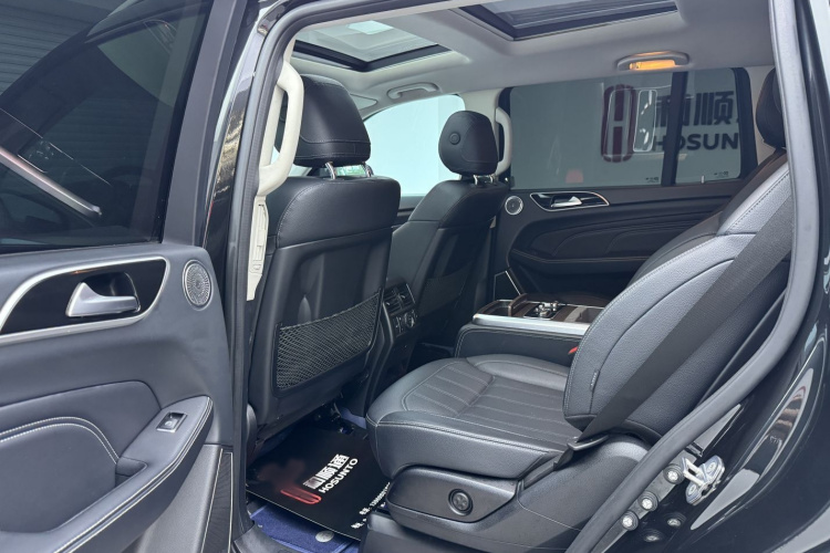 北京BJ90 2021款 4.0T 尊驾版中控内饰7003