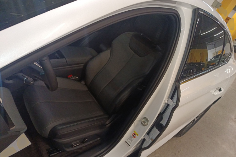 比亚迪 秦L 2024款 DM-i 120KM领先型中控内饰19