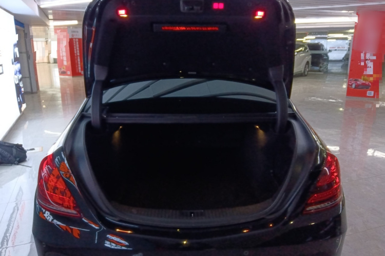 奔驰S级 2018款 S 450 L 4MATIC 卓越特别版局部细节23