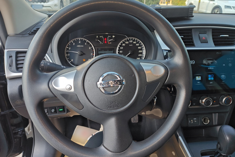 日产 轩逸 2024款 经典 1.6XE CVT舒适版局部细节13