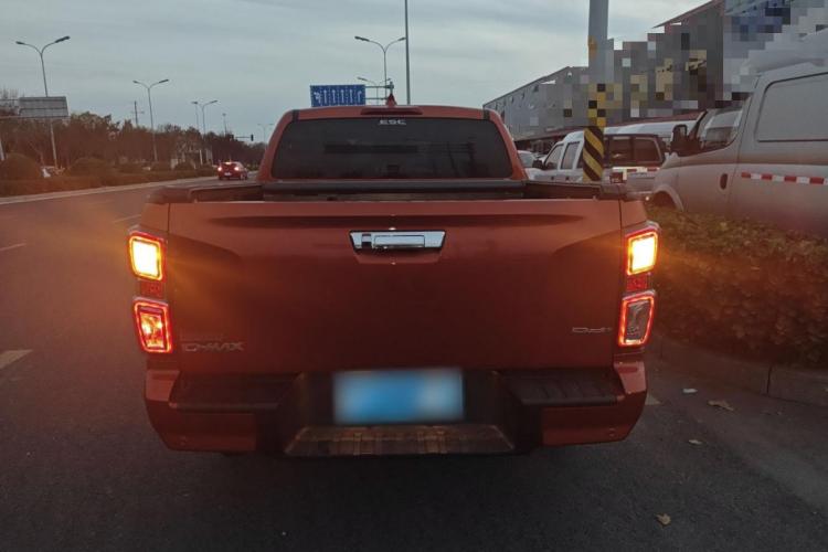 五十铃 D-MAX 2021款 1.9T自动四驱柴油Global引领型RZ4E车身外观6004