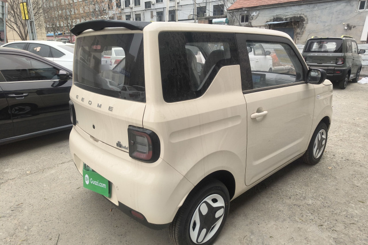 吉利银河 熊猫 2025款 210km 元气熊车身外观7