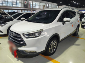 江汽集团 瑞风S3 2016款 1.5L CVT豪华智能尊享版