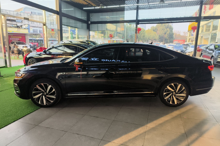 大众 帕萨特 2023款 330TSI 精英版车身外观6003