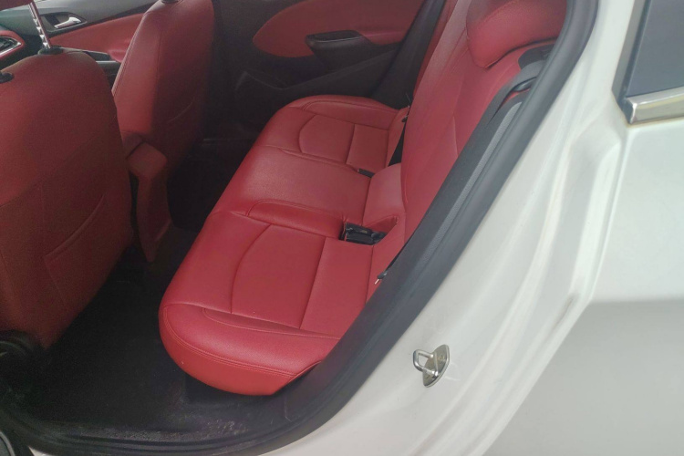 雪佛兰 科鲁兹 2017款 1.5L 自动先锋天窗版中控内饰7001