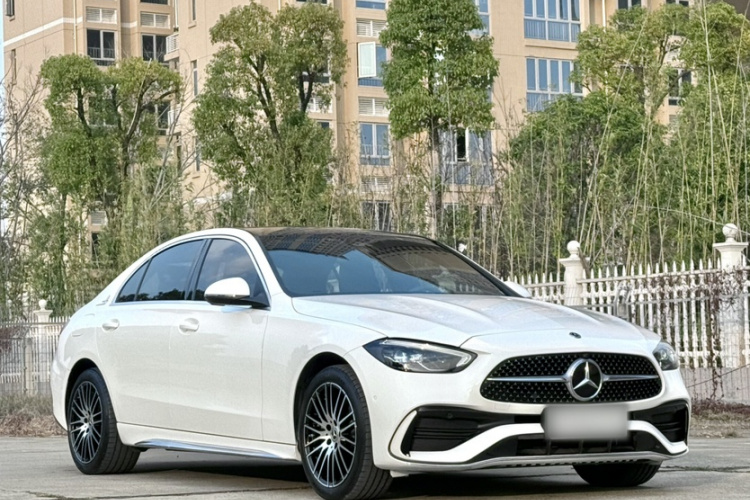 奔驰C级 2023款 C 260 L 运动版车身外观6009