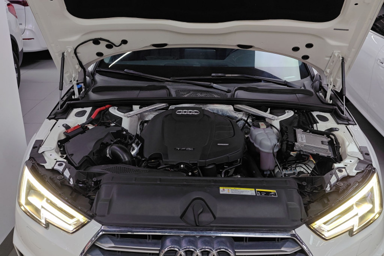 奥迪A4L 2019款 40 TFSI 时尚型 国VI局部细节24