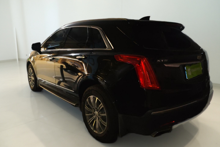 凯迪拉克XT5 2018款 25T 豪华型车身外观5