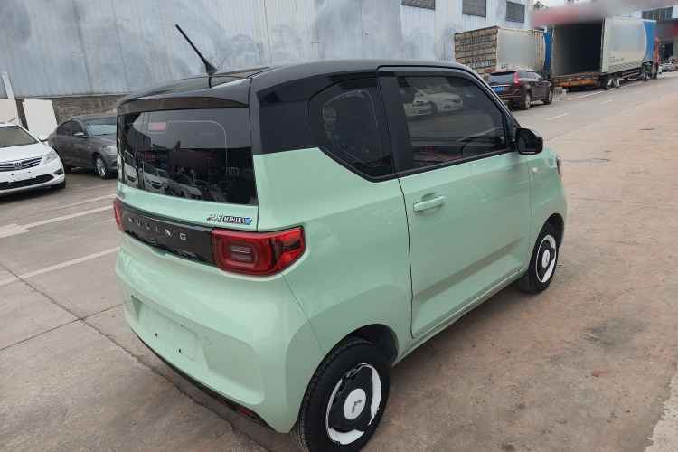 五菱汽车 宏光MINIEV 2022款 轻松款 磷酸铁锂车身外观7