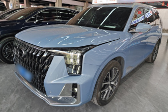 广汽传祺 传祺GS8 2022款 双擎系列 2.0TM 两驱尊贵版 （七座）