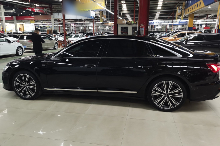 奥迪A6L 2023款 改款 45 TFSI quattro 臻选动感型车身外观6003