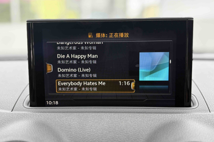 奥迪A3 2018款 30周年年型 Sportback 35 TFSI 进取型中控内饰7015