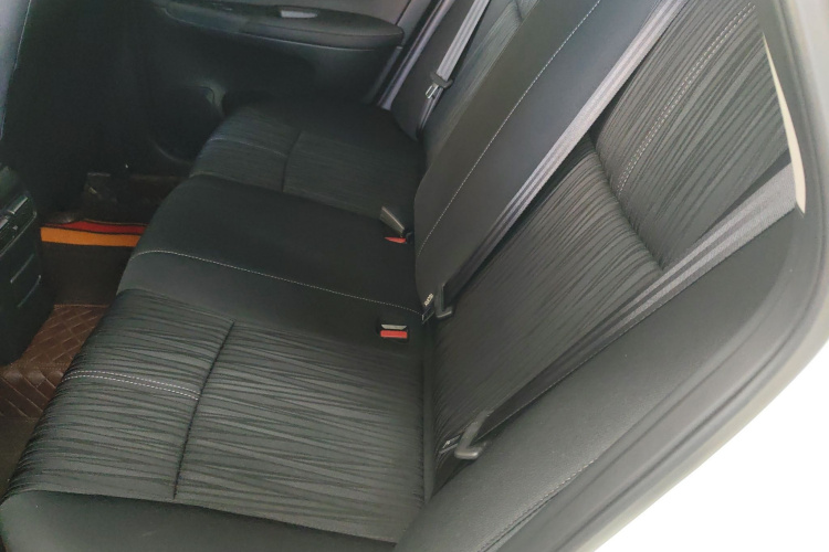 日产 轩逸 2024款 经典 1.6XE CVT舒适版中控内饰7004