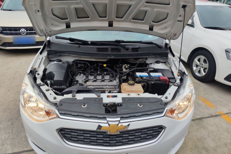 雪佛兰 2015款 赛欧3 1.5L 手动理想天窗版机舱底盘24