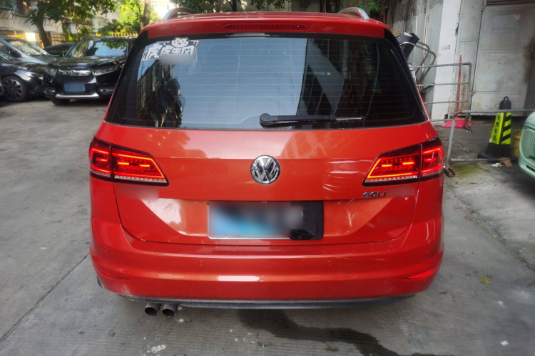 大众 高尔夫·嘉旅 2016款 230TSI 自动进取型车身外观6004