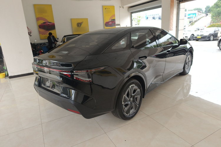 丰田bZ3 2024款 517km 精英PRO车身外观7