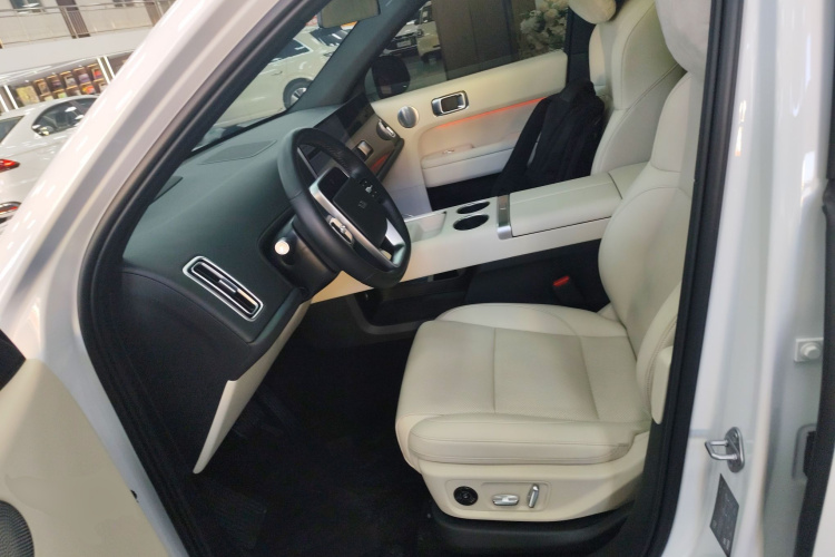 理想汽车 理想L6 2024款 Pro中控内饰19