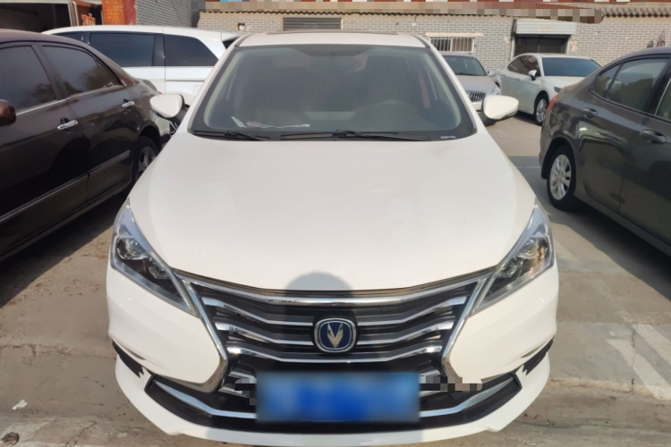 长安 逸动DT 2019款 1.6L 手动舒享型 国VI车身外观2