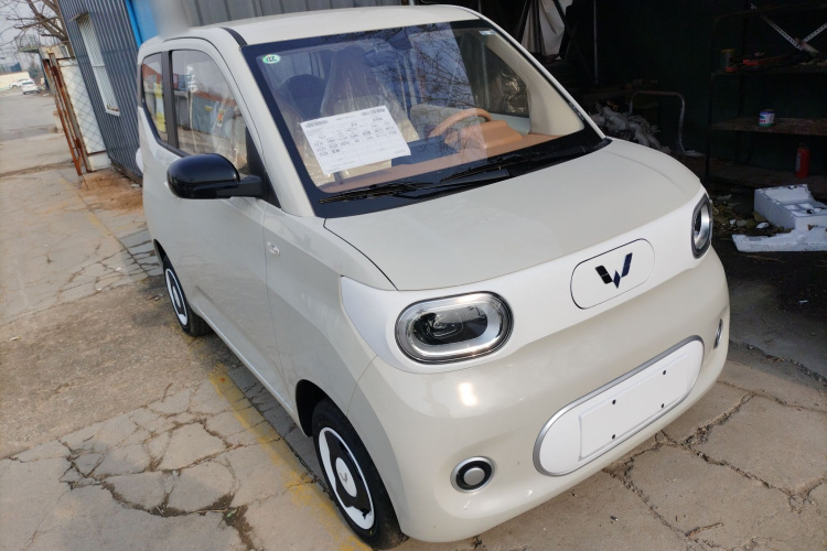 五菱汽车 宏光MINIEV 2024款 第三代 215km 青春版车身外观3