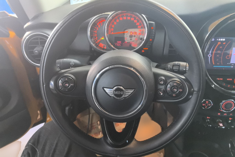 MINI 2014款 1.2T ONE+局部细节13