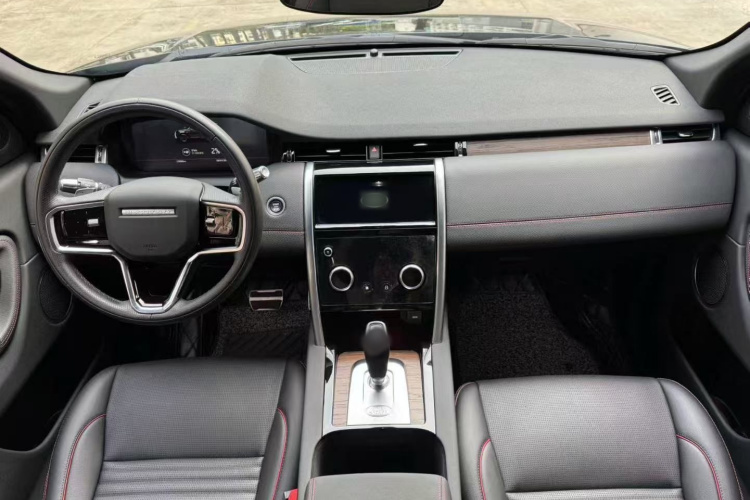 路虎 发现运动版新能源 2022款 改款 P300e 插电式电动混合版中控内饰7001