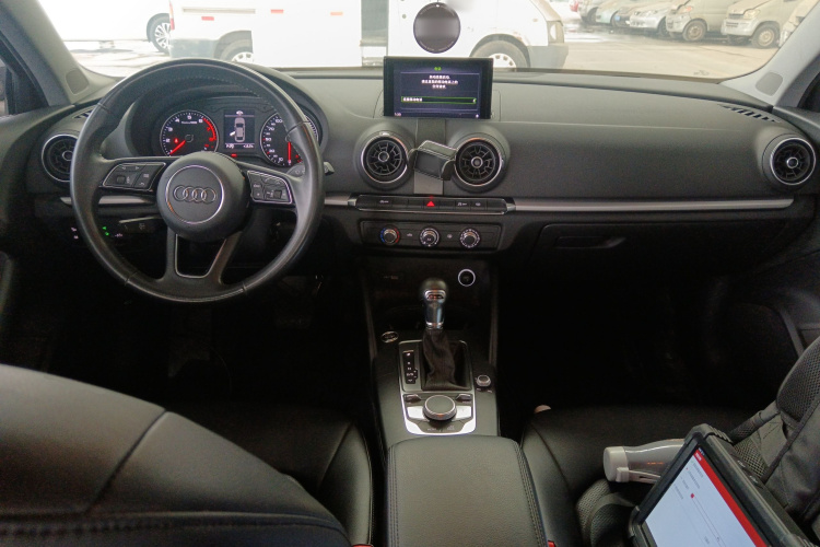奥迪A3 2020款 Limousine 35 TFSI 进取型 国VI中控内饰12