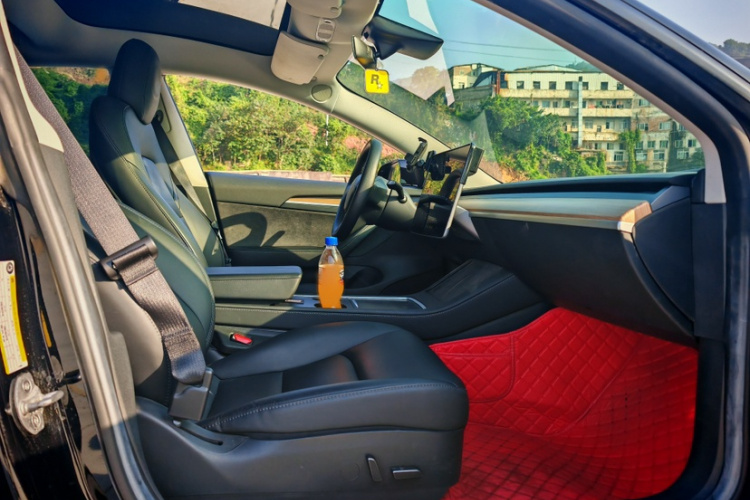 特斯拉 Model 3 2022款 后轮驱动版中控内饰7005