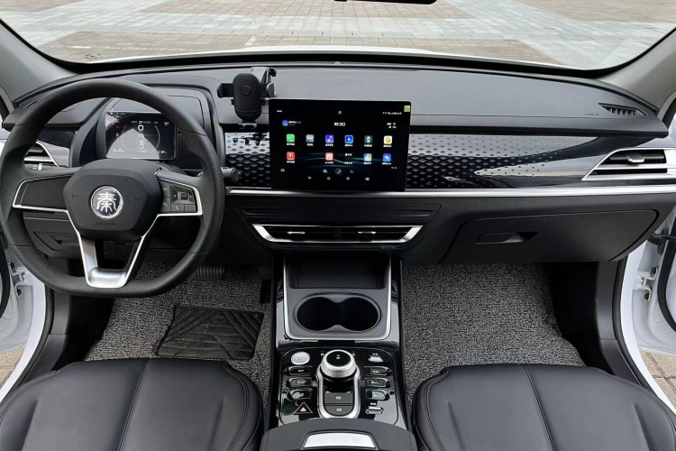 比亚迪 秦PLUS 2021款 EV 420KM 出行版中控内饰7001