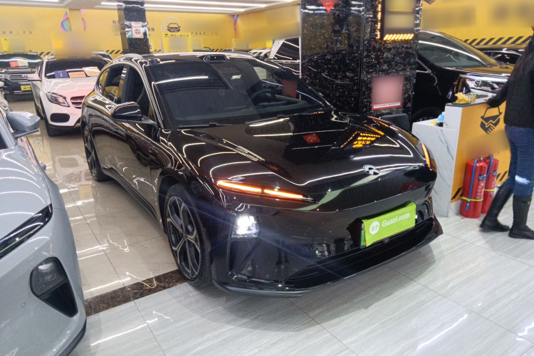 蔚来ET5T 2024款 75kWh Touring车身外观3