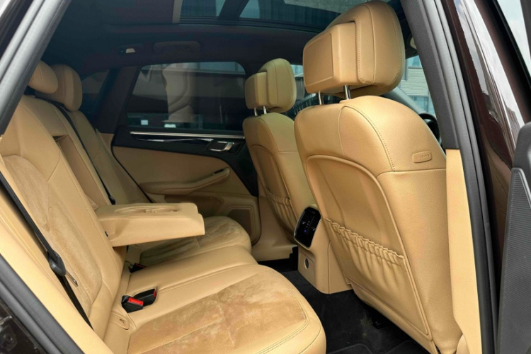 保时捷 2017款  Macan S 3.0T中控内饰7011