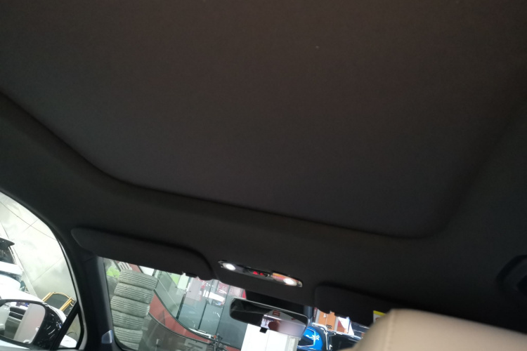 吉利银河 银河L7 2024款 1.5T 115km 星舰 龙腾版中控内饰22