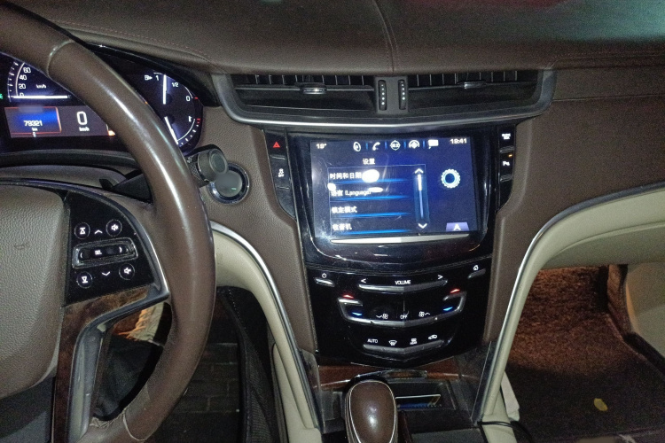 凯迪拉克XTS 2017款 28T 技术型局部细节16