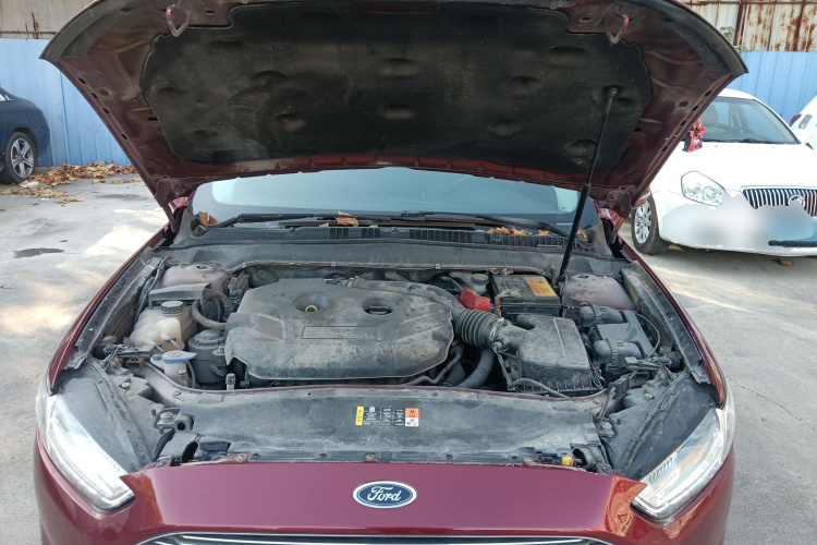 福特 蒙迪欧 2013款 2.0L GTDi200时尚型机舱底盘24