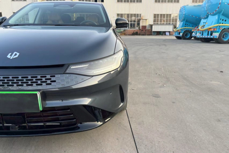 零跑汽车 零跑C01 2024款 增程 216尊享版车身外观6006