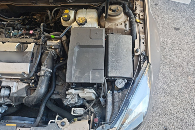 别克 君威 2015款 1.6T 精英技术型局部细节9007