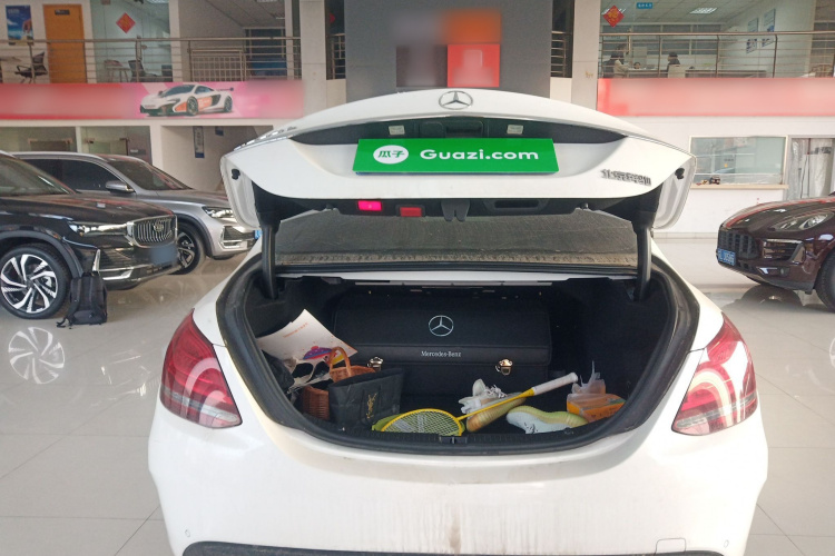 奔驰C级 2021款 C 260 L 运动版机舱底盘23