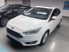 福特 福克斯 2018款 三厢经典 EcoBoost 180 自动精英型