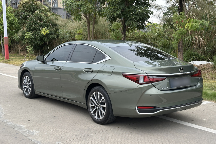 雷克萨斯ES 2021款 200 卓越版车身外观6005