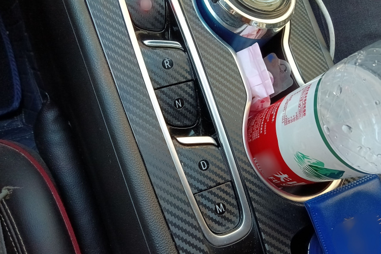 别克 君威 2020款 GS 28T 尊贵型局部细节18