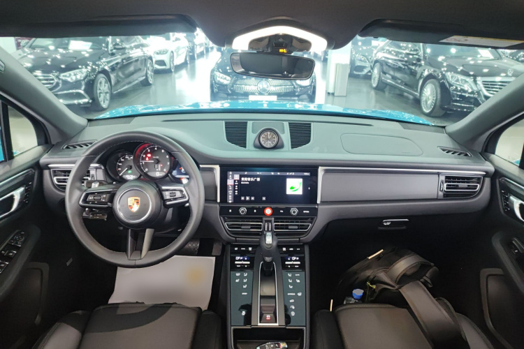 保时捷 2022款 Macan 2.0T中控内饰7002