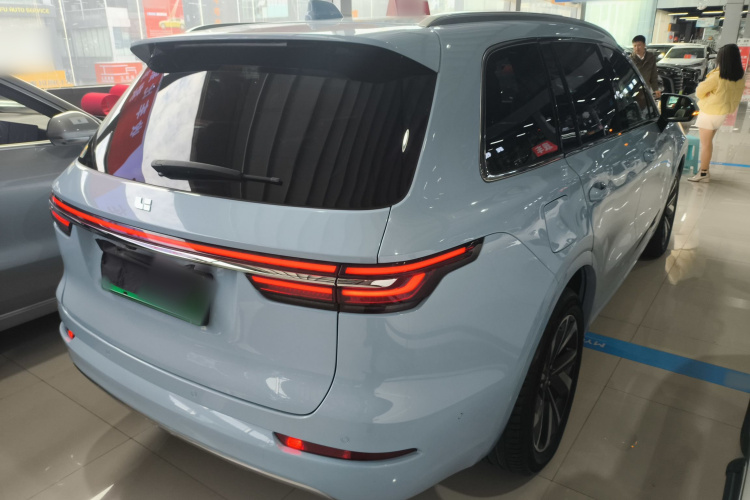 理想汽车 理想ONE 2021款 增程6座版车身外观7